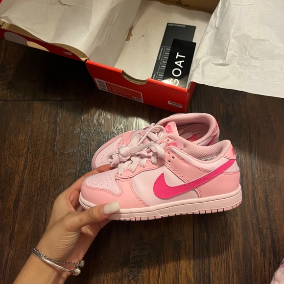 Never worn Triple Pink Nike Dunks - Picture 3 of 4